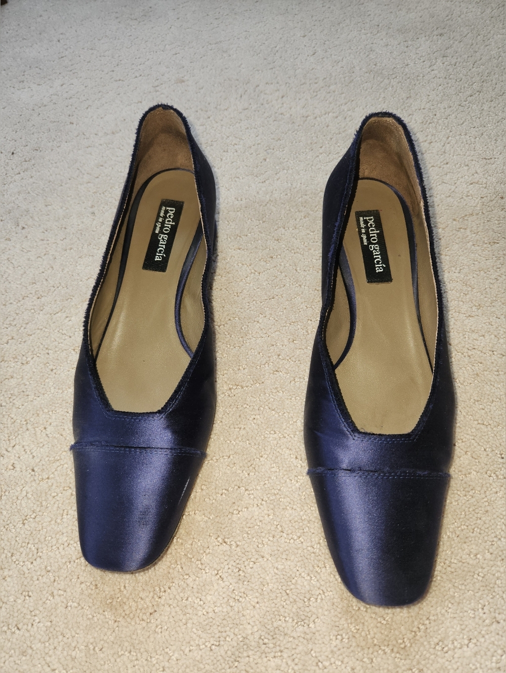 Pedro Garcia Eladia Blue Satin Finish Square-Toe Low Heel Pumps